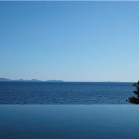 6 bedroom villa with infinity pool and sea views, Korcula Island, sleeps 12